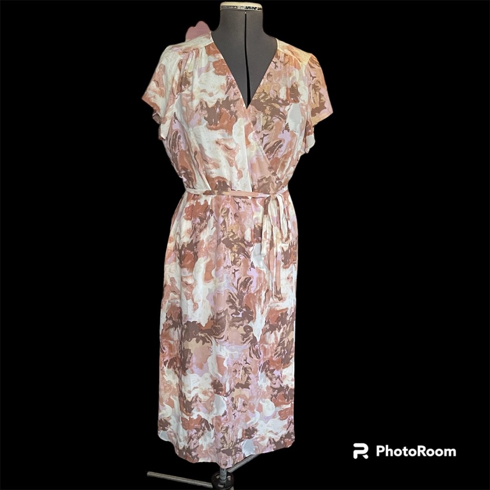 Halogen NWT Wrap Dress Lavender Beige Swirl Paint Sz XL